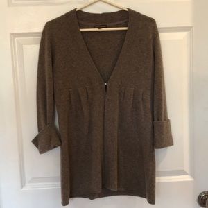 Women’s tan Vittadini cashmere cardigan sweater.
